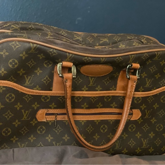 Authentic Louis Vuitton Vintage luggage bag. - Picture 2 of 15